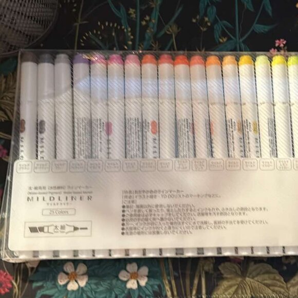 Zebra Mildliner LE 25CT Brand new - never opened - see pics - Picture 2 of 3